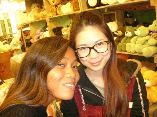 filipina v.s. chinese