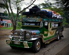 Filipino - Bus Manu Rey ©