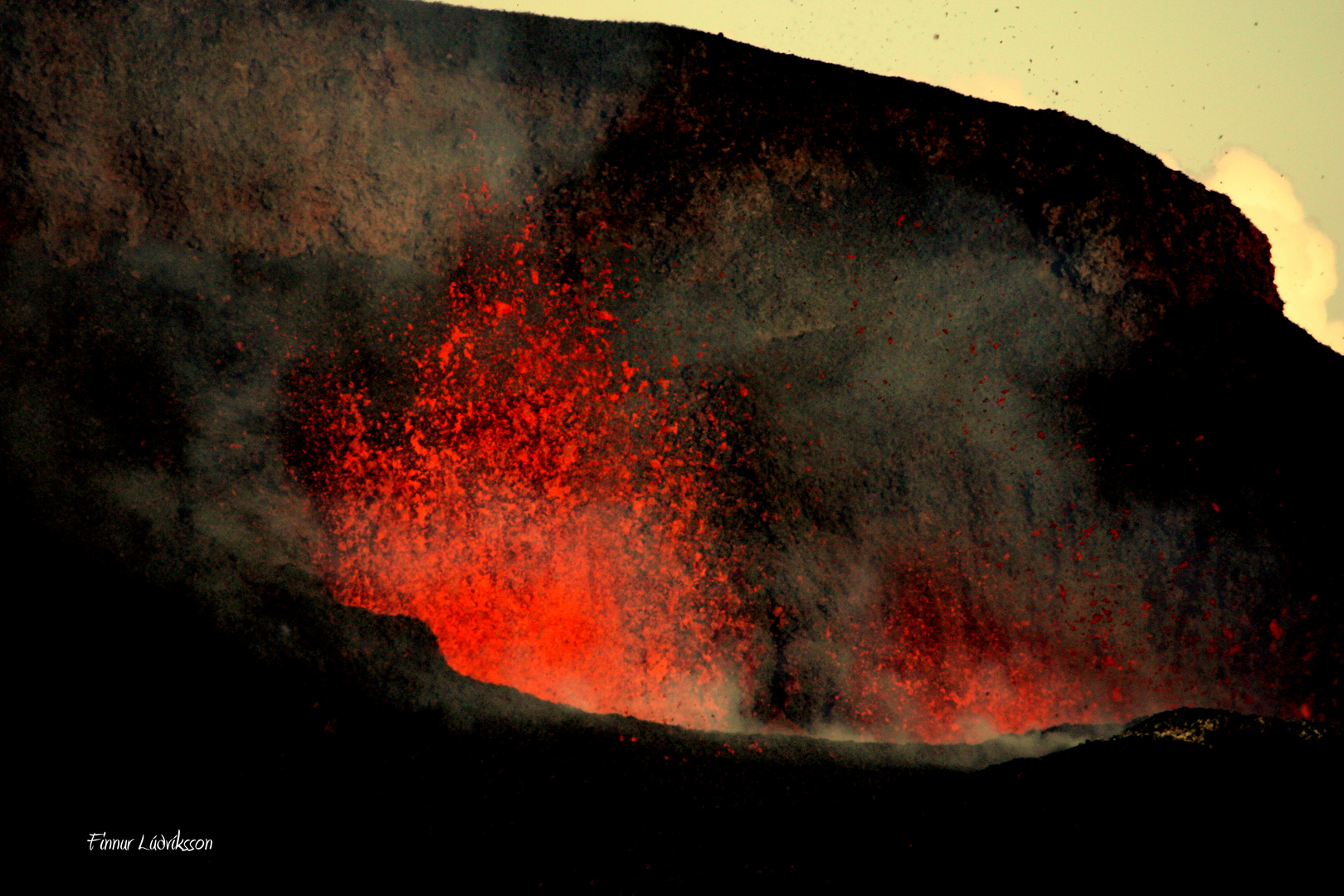 Fimmvörðuháls volcanic eruption