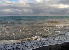 Fin de journée à la plage à marée basse