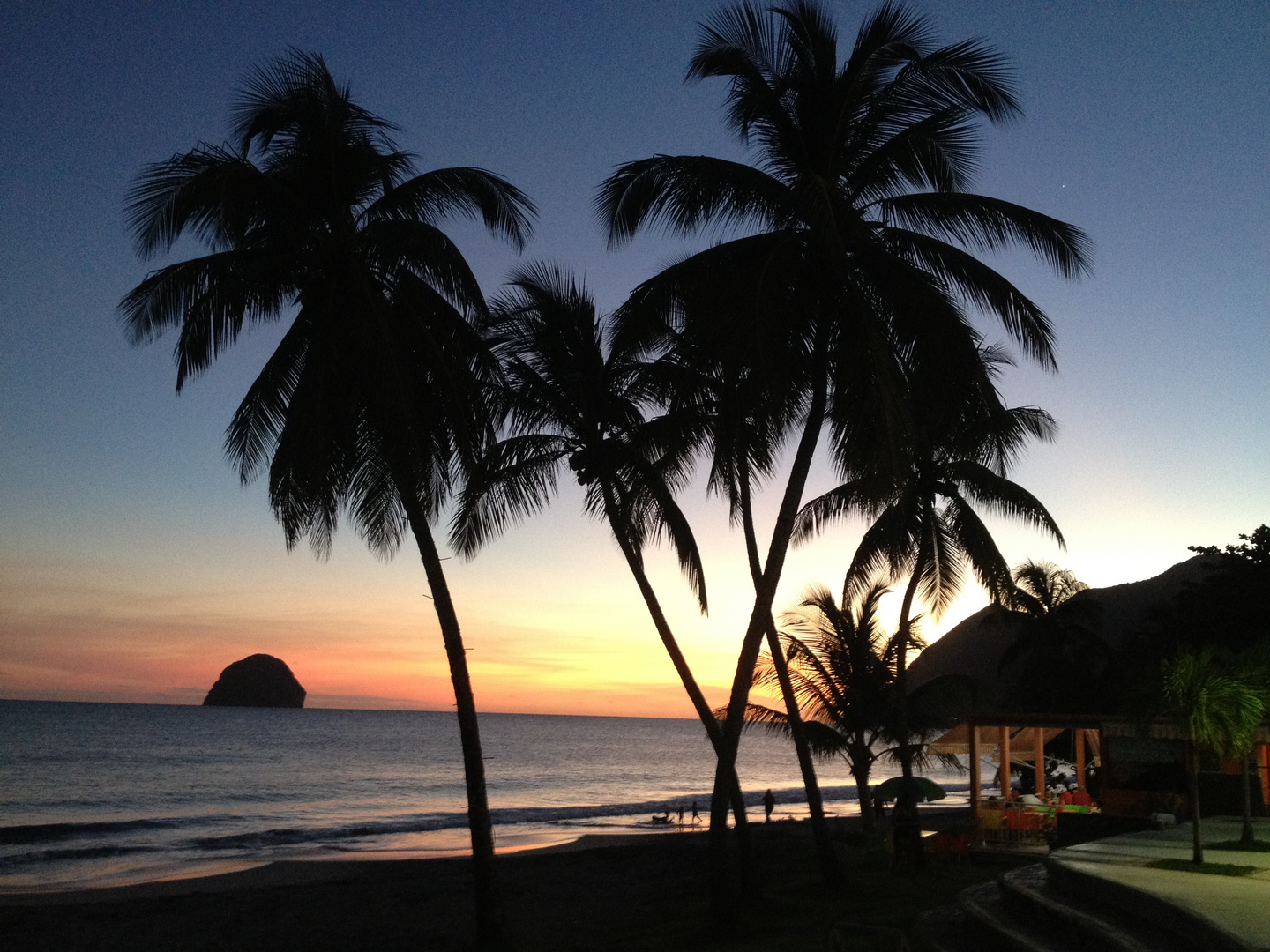 Fin de journée sur Le Diamant ( Martinique)