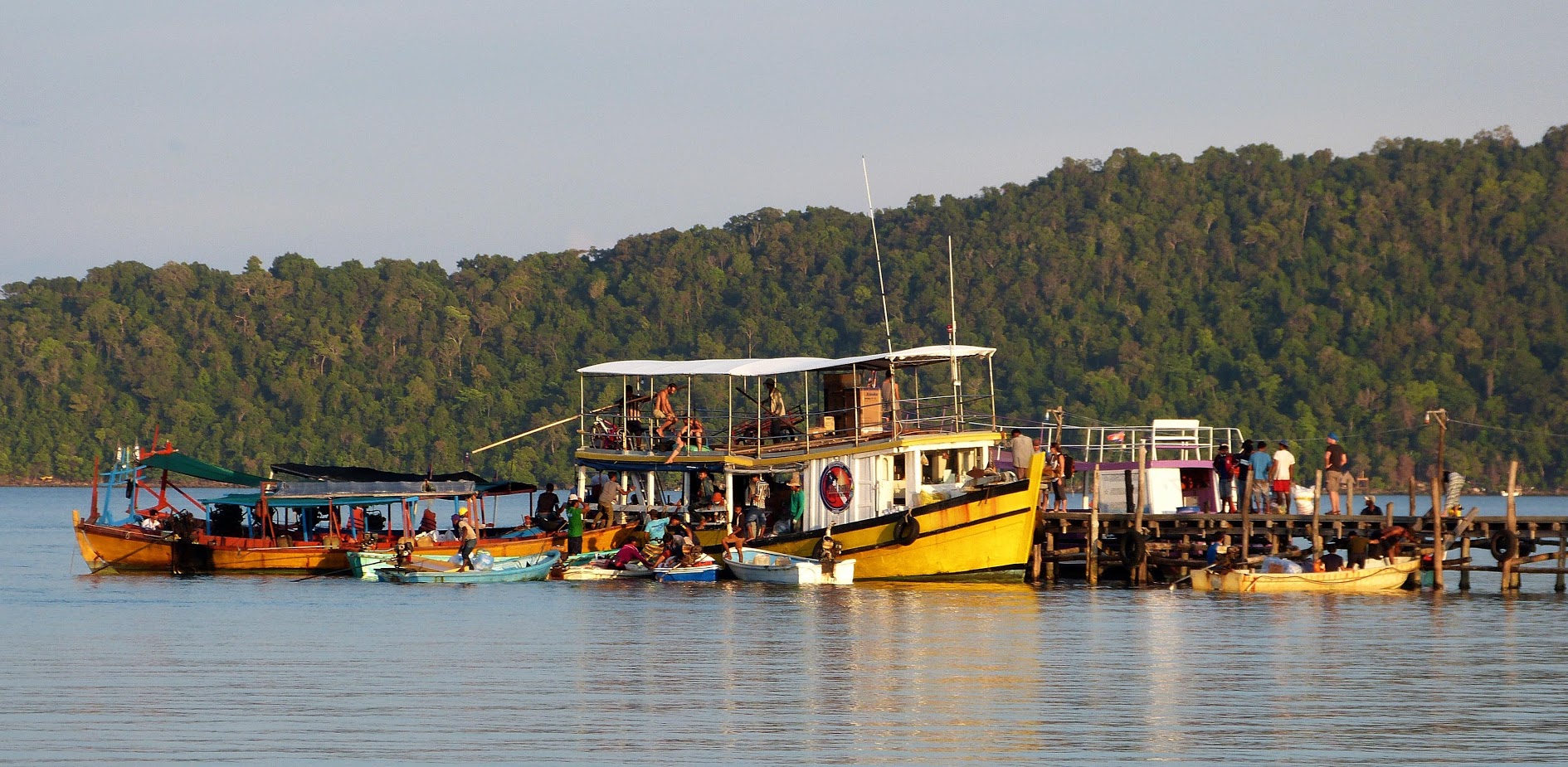 Fin de journée sur l'ile de Kho Rong Samloen au Cambodge