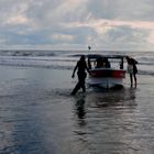 Fin de la pesca.Se viene una tormenta