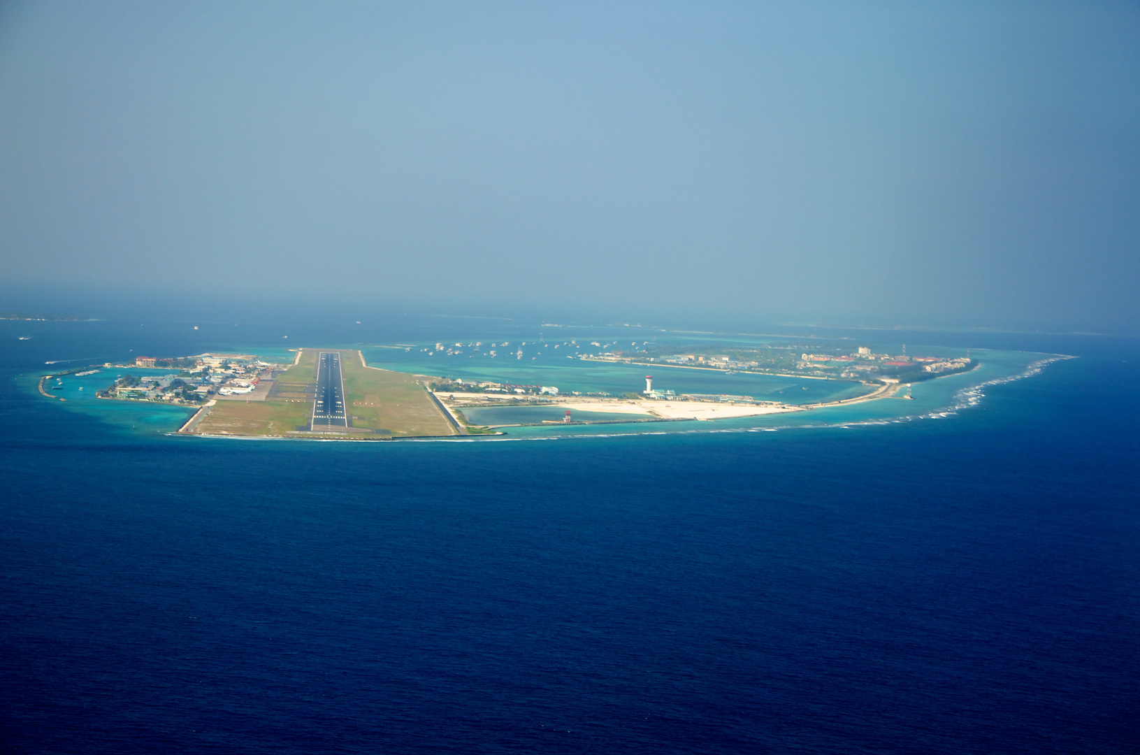 Final Approach to Mahe