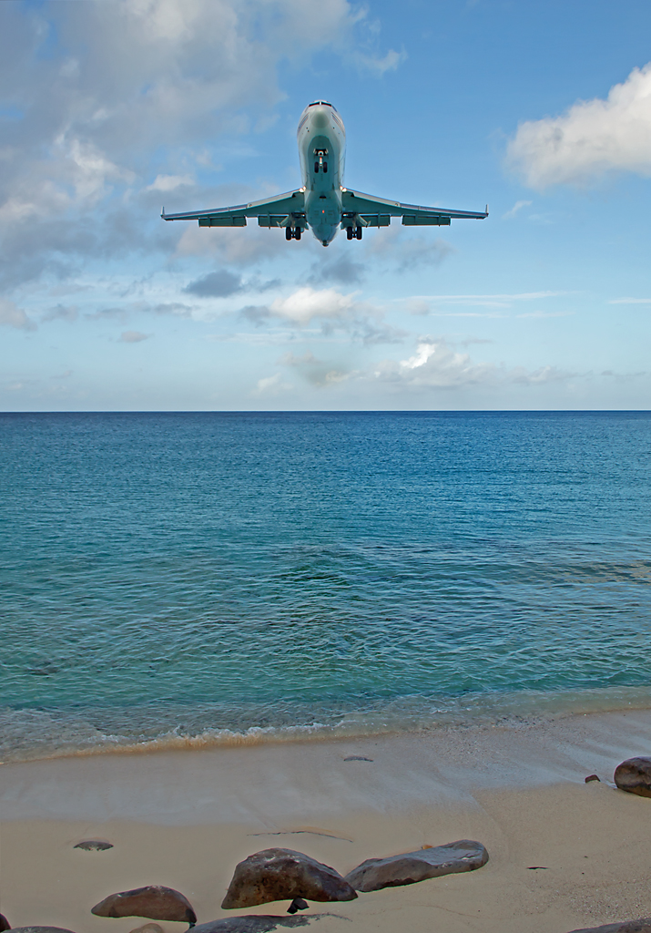 Final Approach to St.Maarten