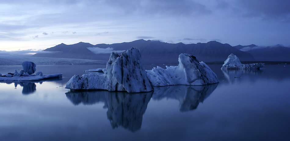 Finale "blaue Stunde" über der Gletscherlagune