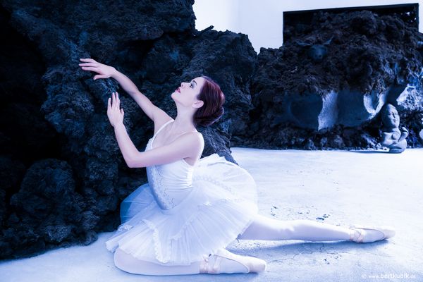 Finales Bild aus der Serie im "Lava-Haus"