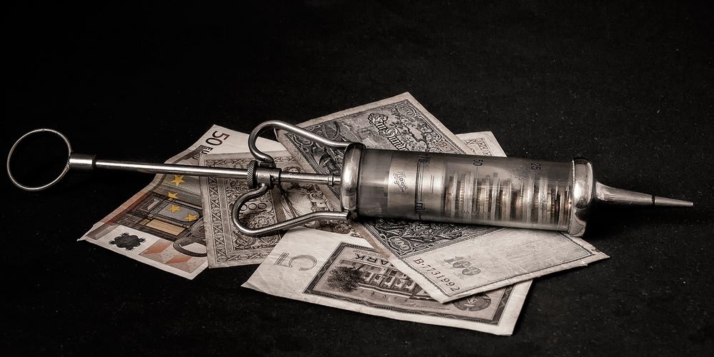 Finanzspritze Foto & Bild quatsch, fun und rätselecke, satire