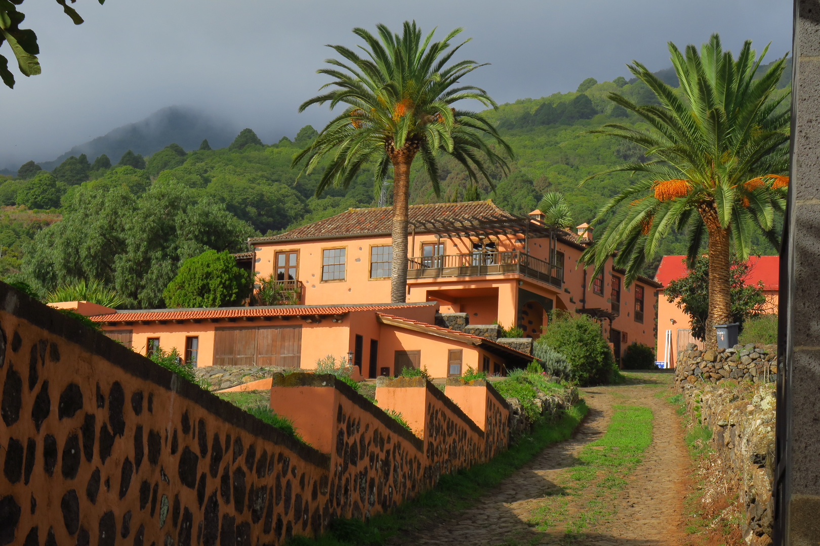 Finca in der Morgenstimmung von La Palma