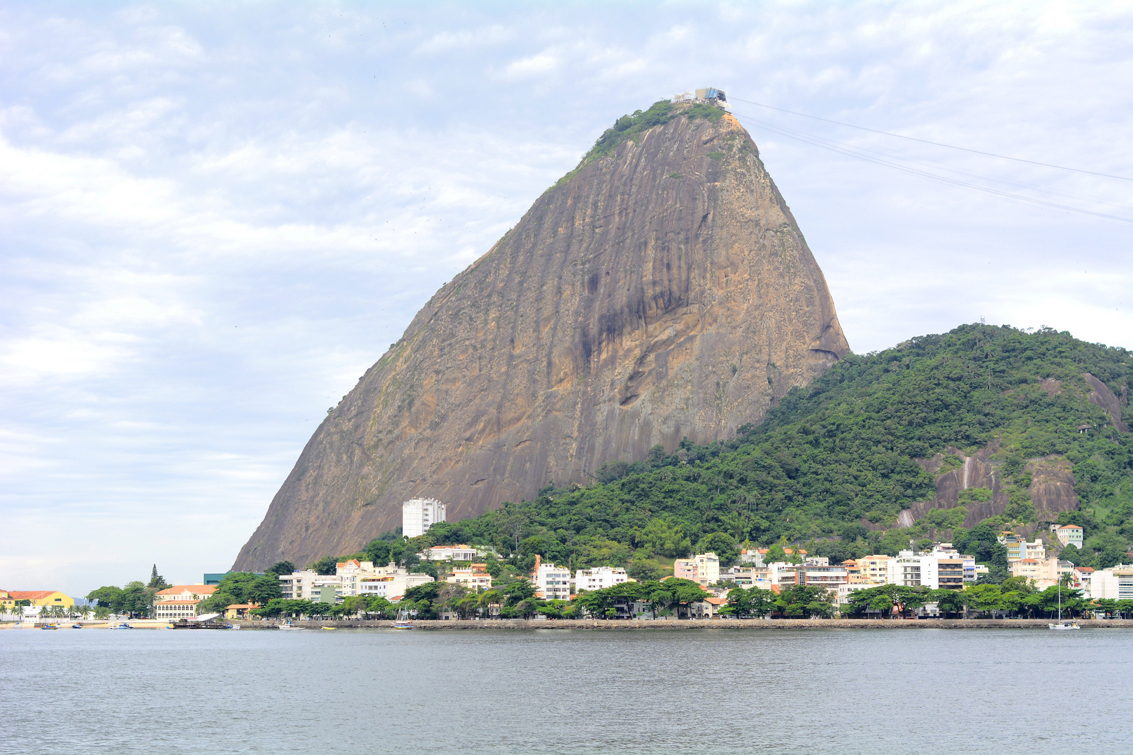 finding-the-face-in-the-Sugar-Loaf-mountain