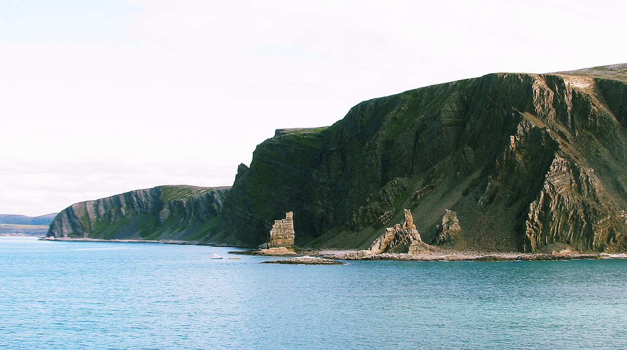 Finnkirka - Kirche aus Fels bei Kjollefjord