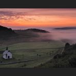 *Fintenkapelle im Tal der Morgennebel*