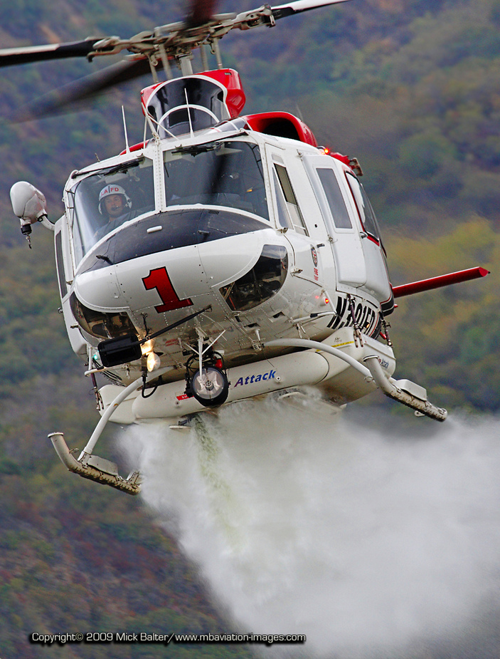 *** "Fire 1" Water Drop² - Los Angeles Fire Dept. AIR-OPS 12.10.2009 ***