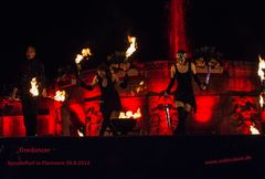 .....firedancer Sprudelhof in Flammen