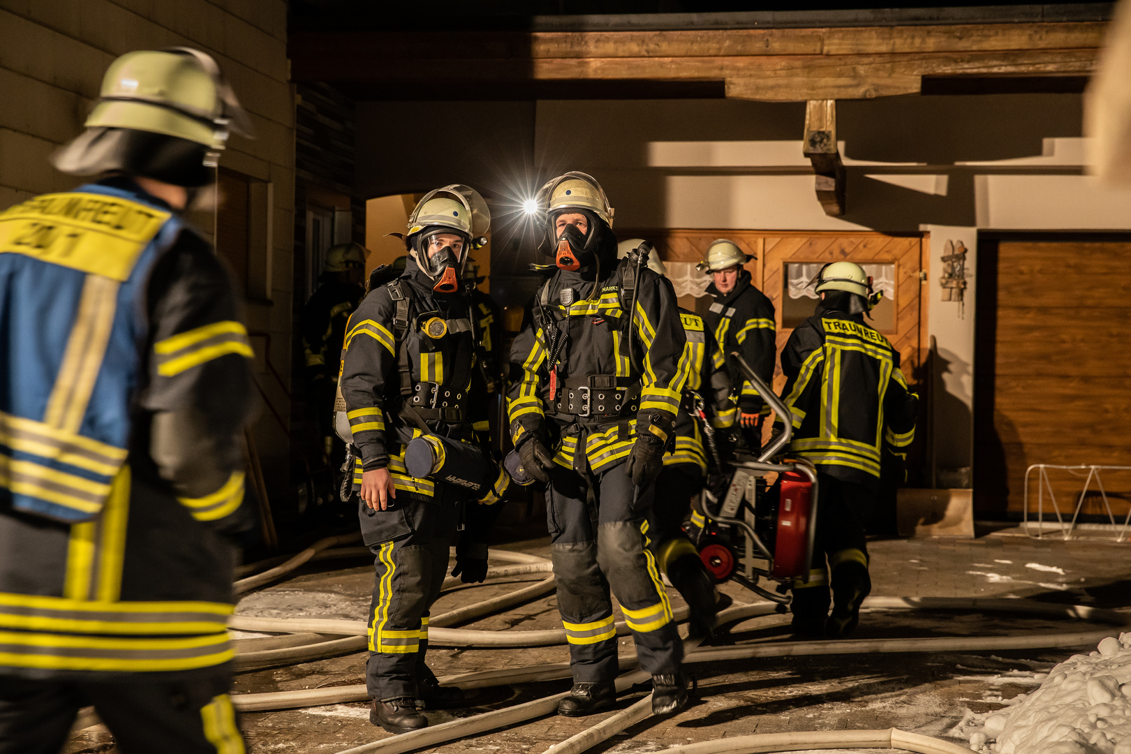 Firefighter Foto & Bild | reportage dokumentation, hilfsorganisationen ...