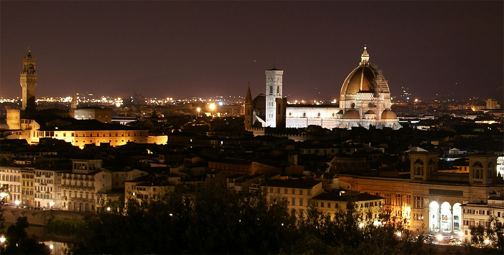 Firenze at night