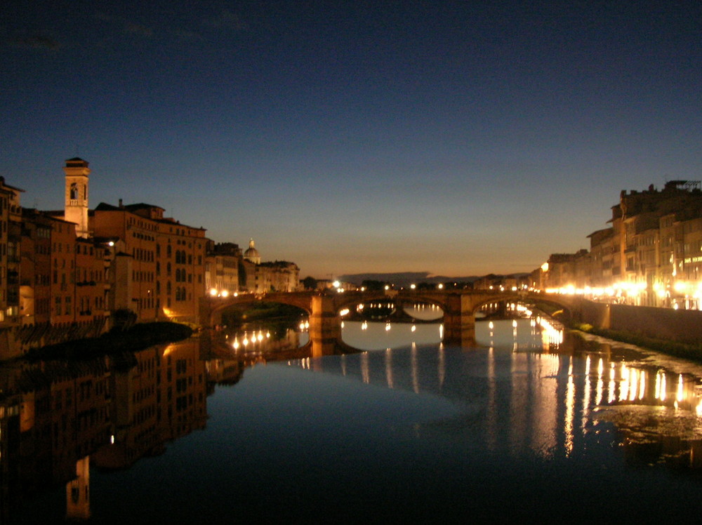 firenze - lungo arno notte