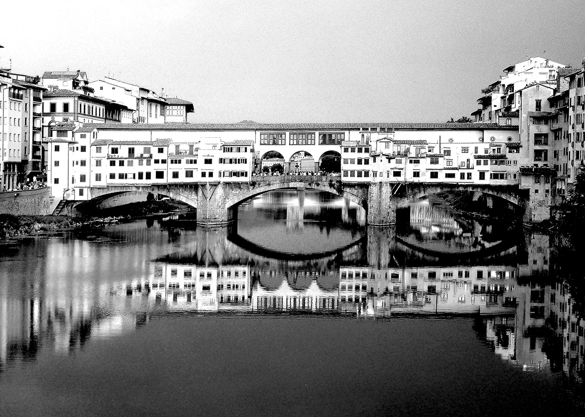 Firenze..Ponte Vecchio...e riflessi in b&w.....#