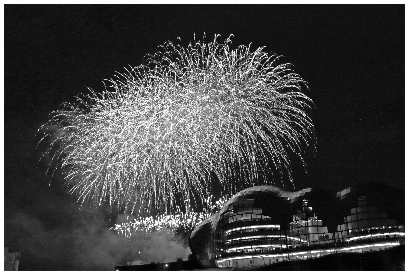 fireworks at the sage 5