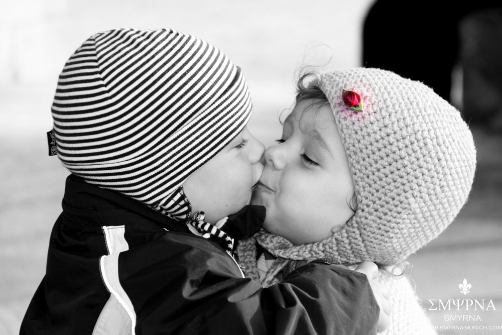 first kiss by smyrna photography