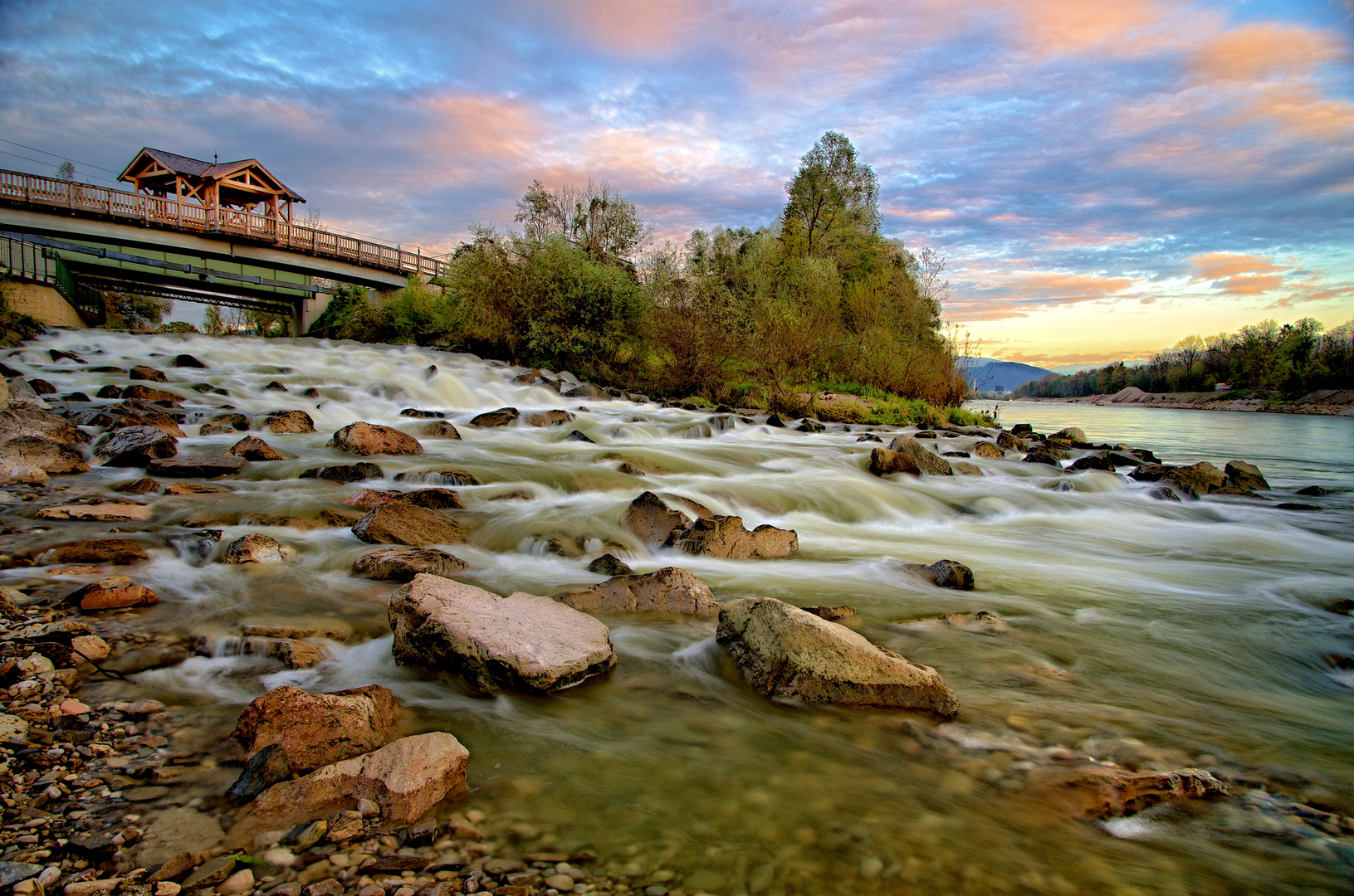 "FISCHACH" Das Fließ bei Salzburg-Österreich