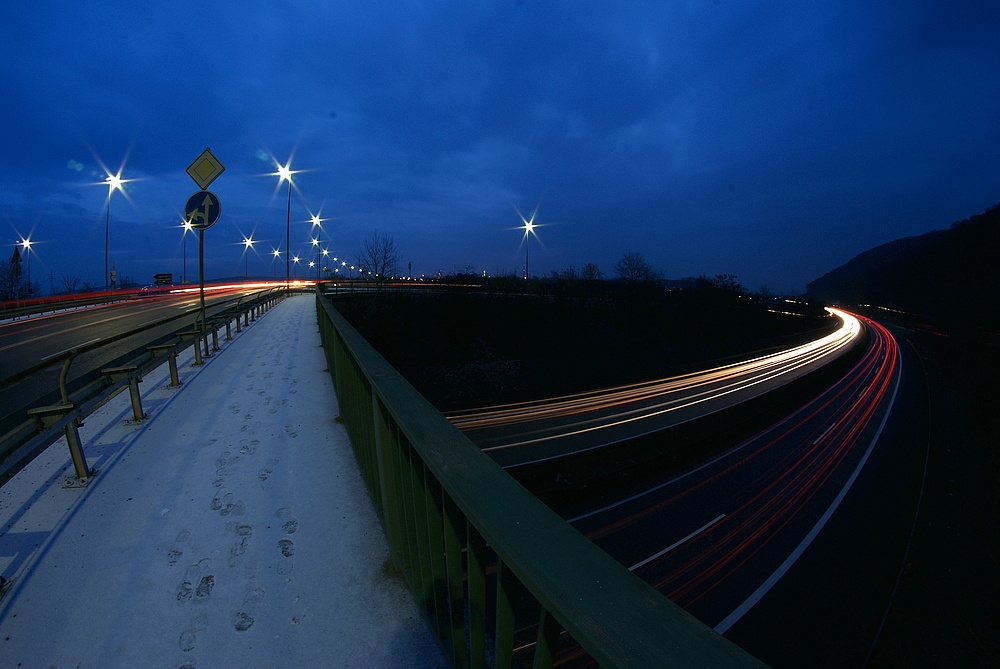 Fischauge auf der Autobahn