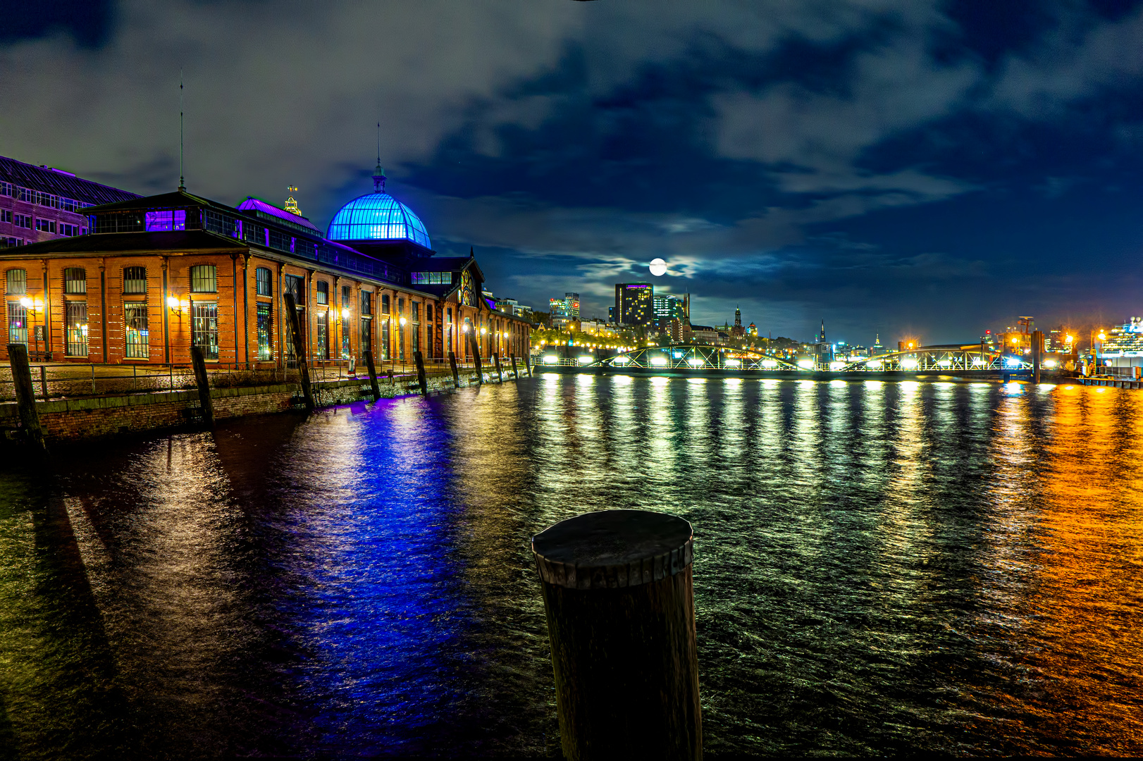 fischauktionshalle sturmflut vollmond