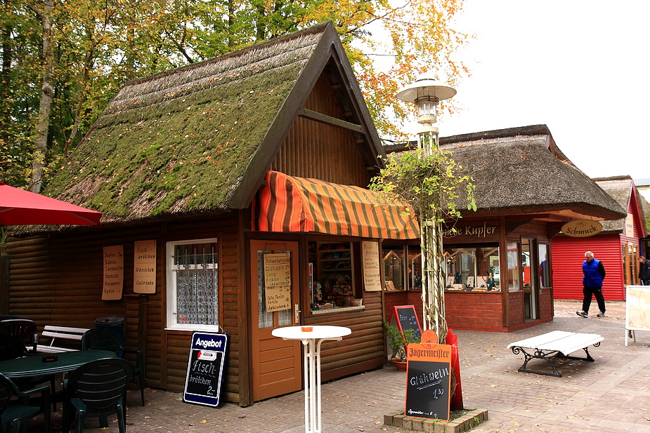 Fischbrötchen + Glühwein