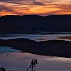 Fischer am abendlichen Edersee.