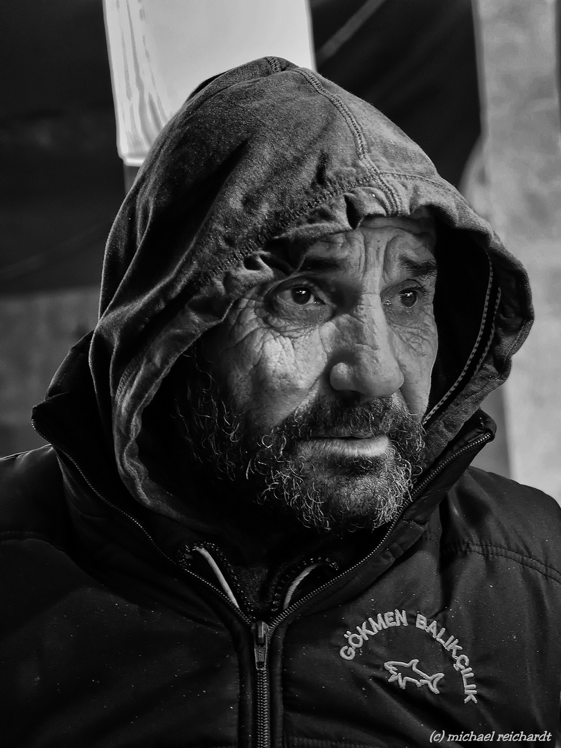 Fischer am Galata Fischmarkt Istanbul