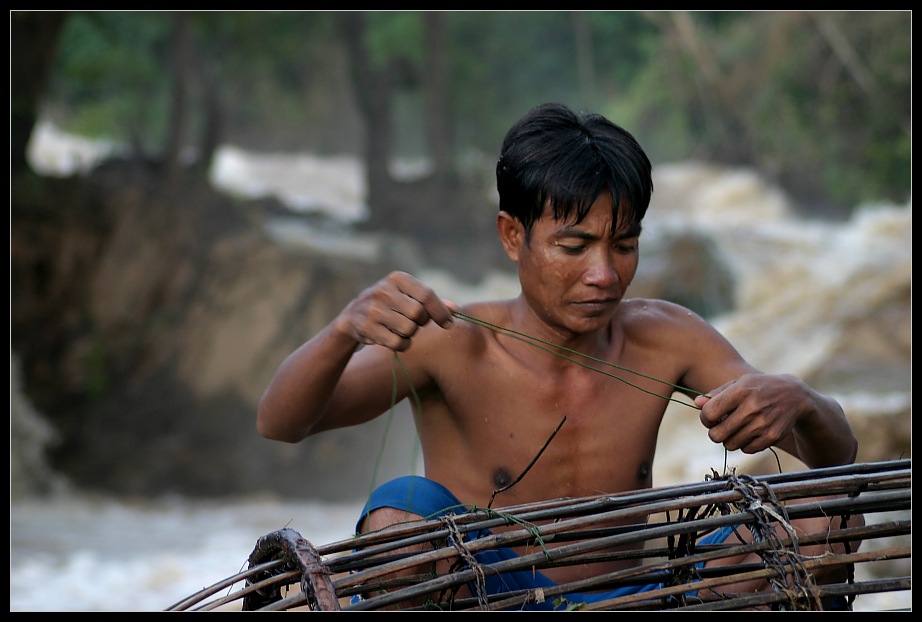 Fischer am Khon Phapheng, Laos