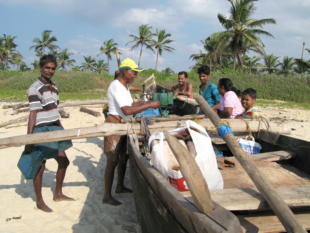 FISCHER AM STRAND VON GOA