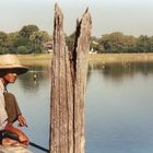 Fischer auf der U-Bein-Bridge