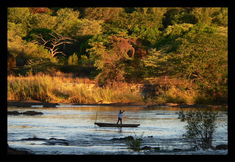 Fischer bei den Popa Falls, Namibia