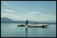 Fischer bei der Arbeit im Inle See, Myanmar 2003