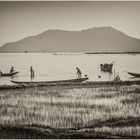 Fischer in der Lagune von Lang Co