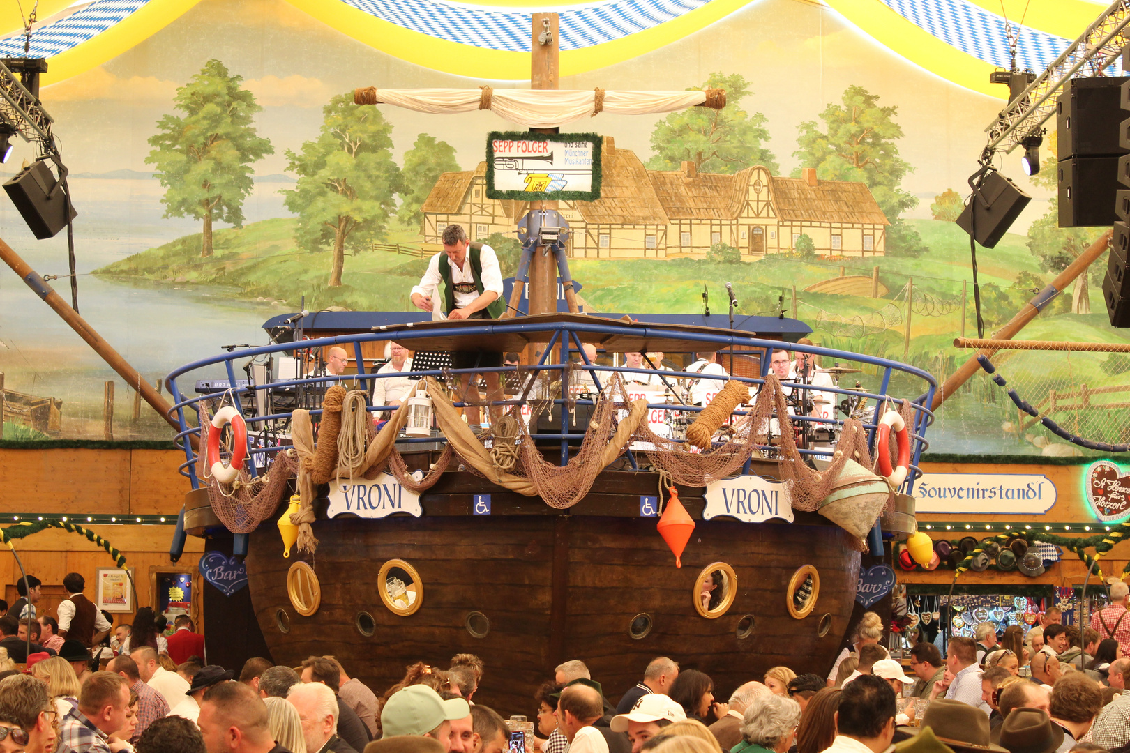 Fischer-Vroni Festzelt, Oktoberfest 2023