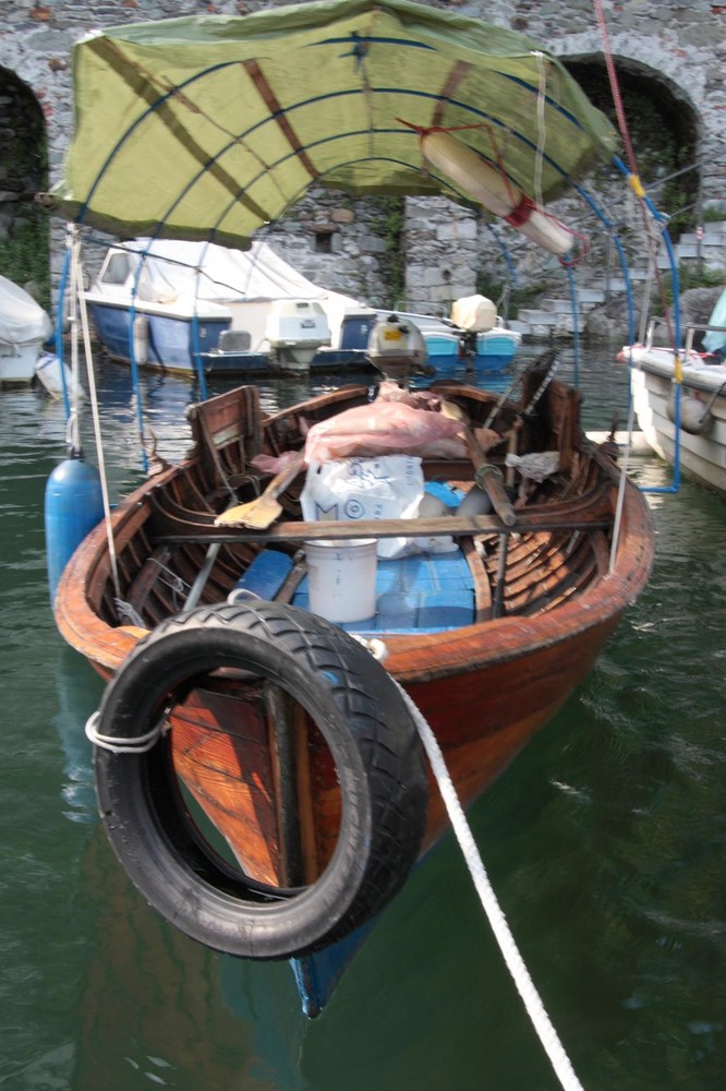 Fischerboot am Lago Maggiore