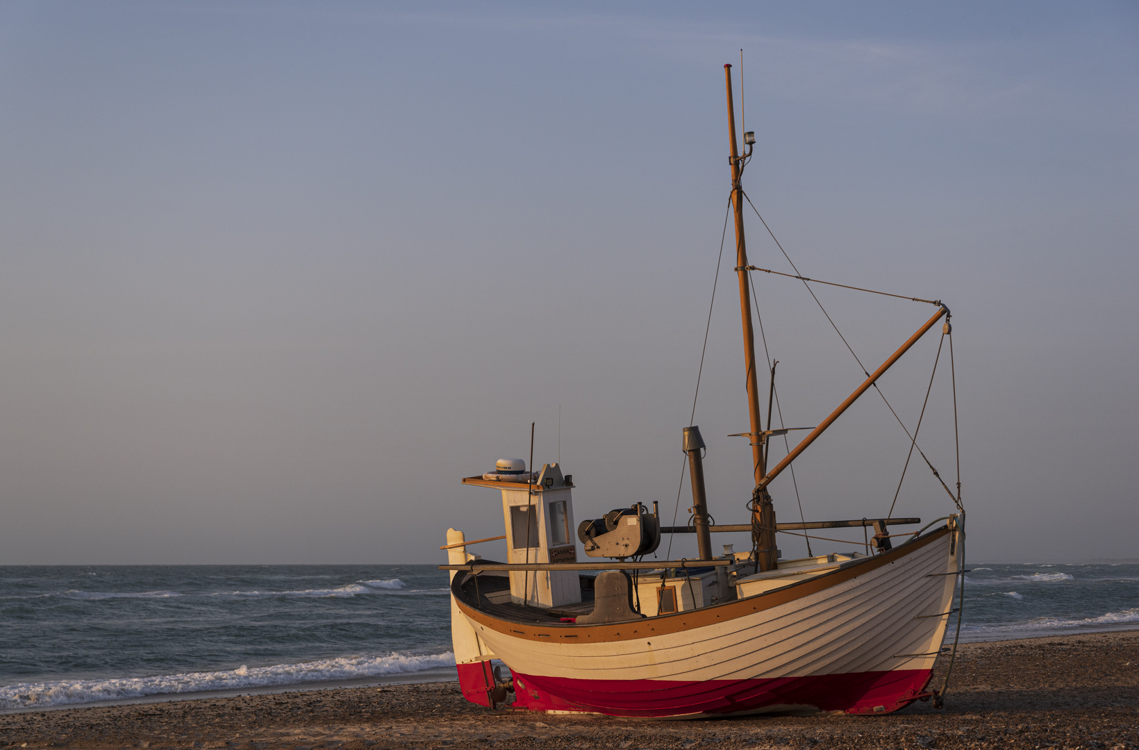 Fischerboot am Slettestrand