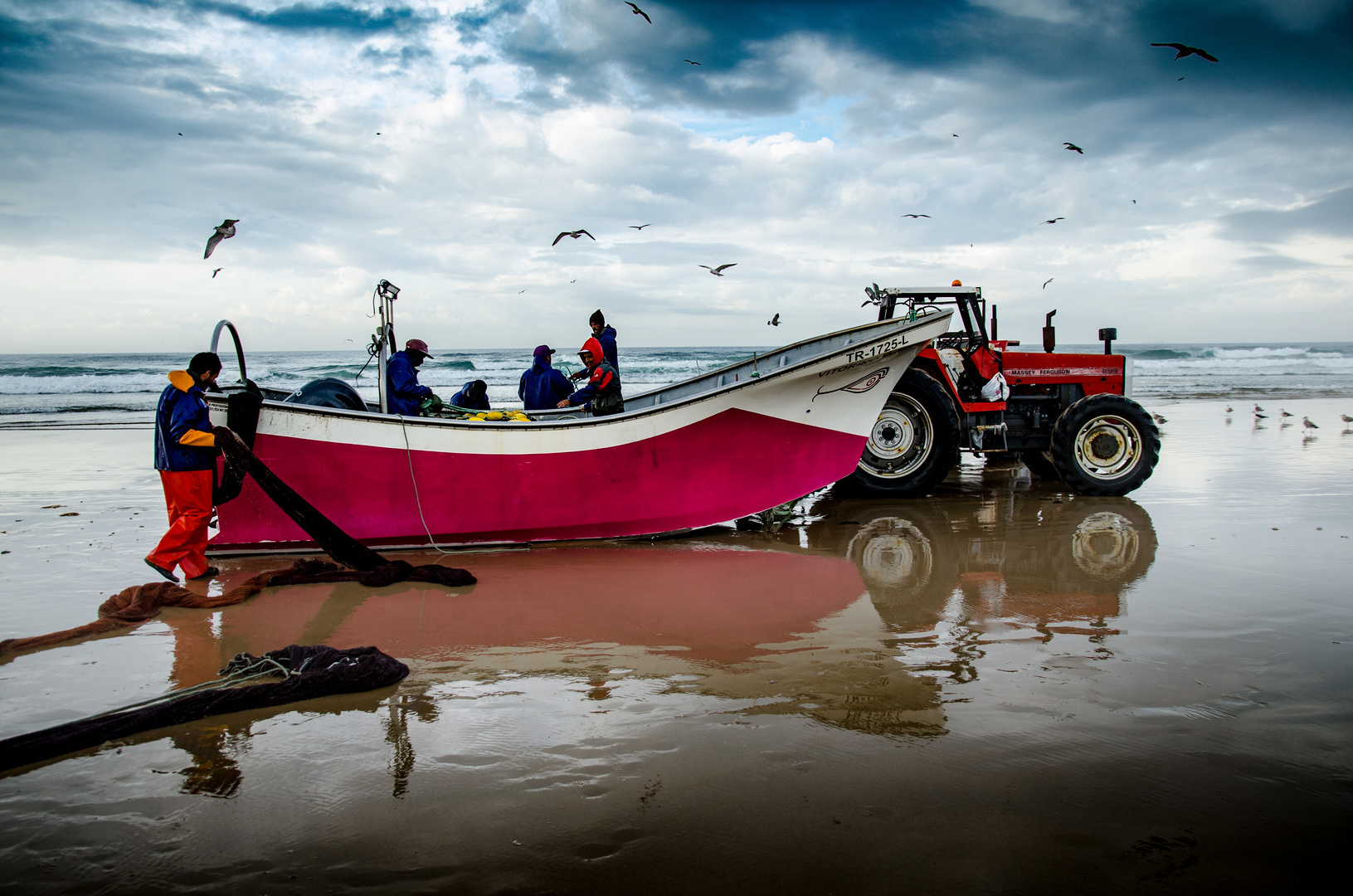 Fischerboot am Strand