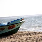 Fischerboot am Strand in Sri Lanka