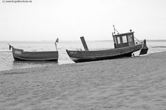 Fischerboot am Strand IV