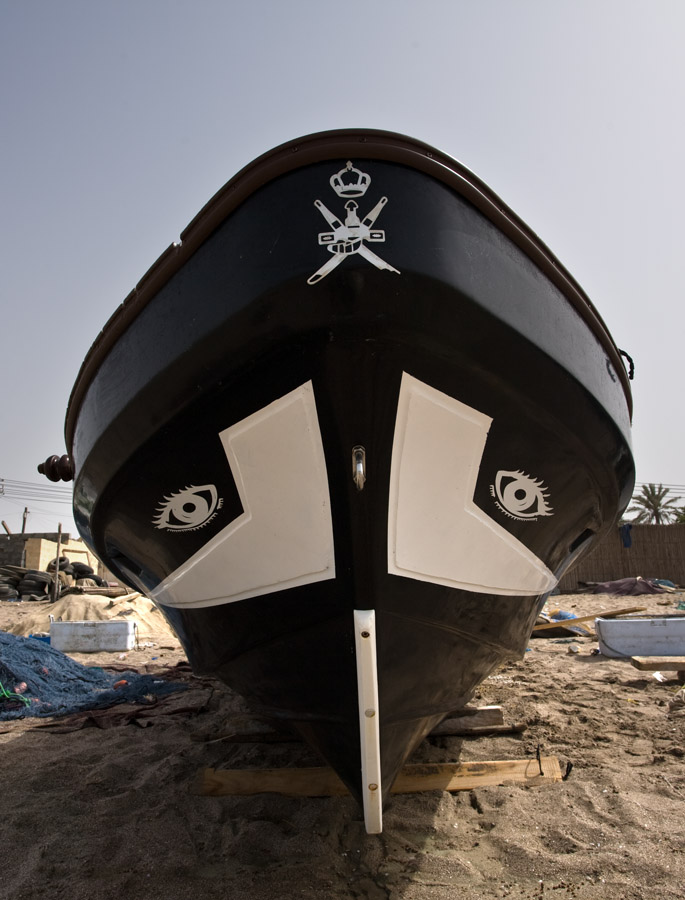 Fischerboot am Strand von Barka