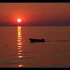 Fischerboot im Abendlicht