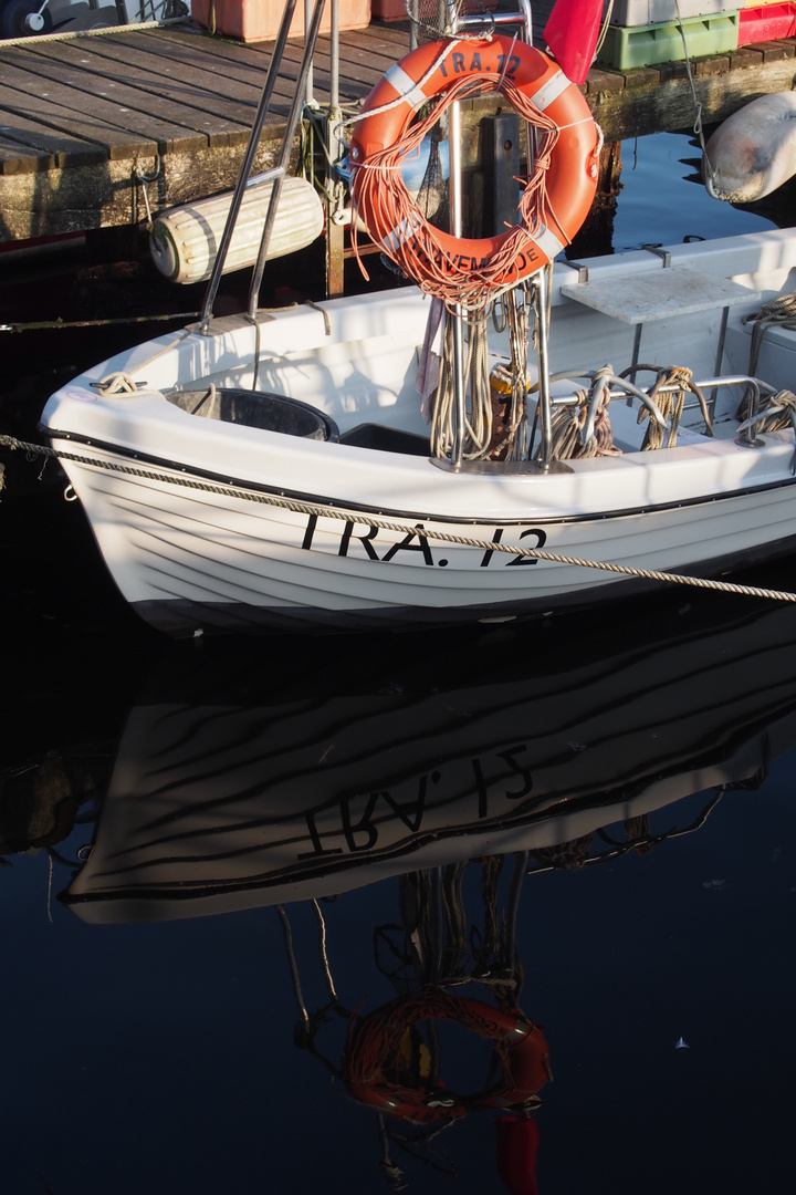 Fischerboot im Hafen