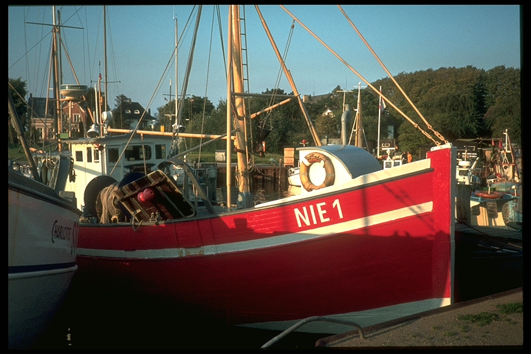 Fischerboot im Hafen