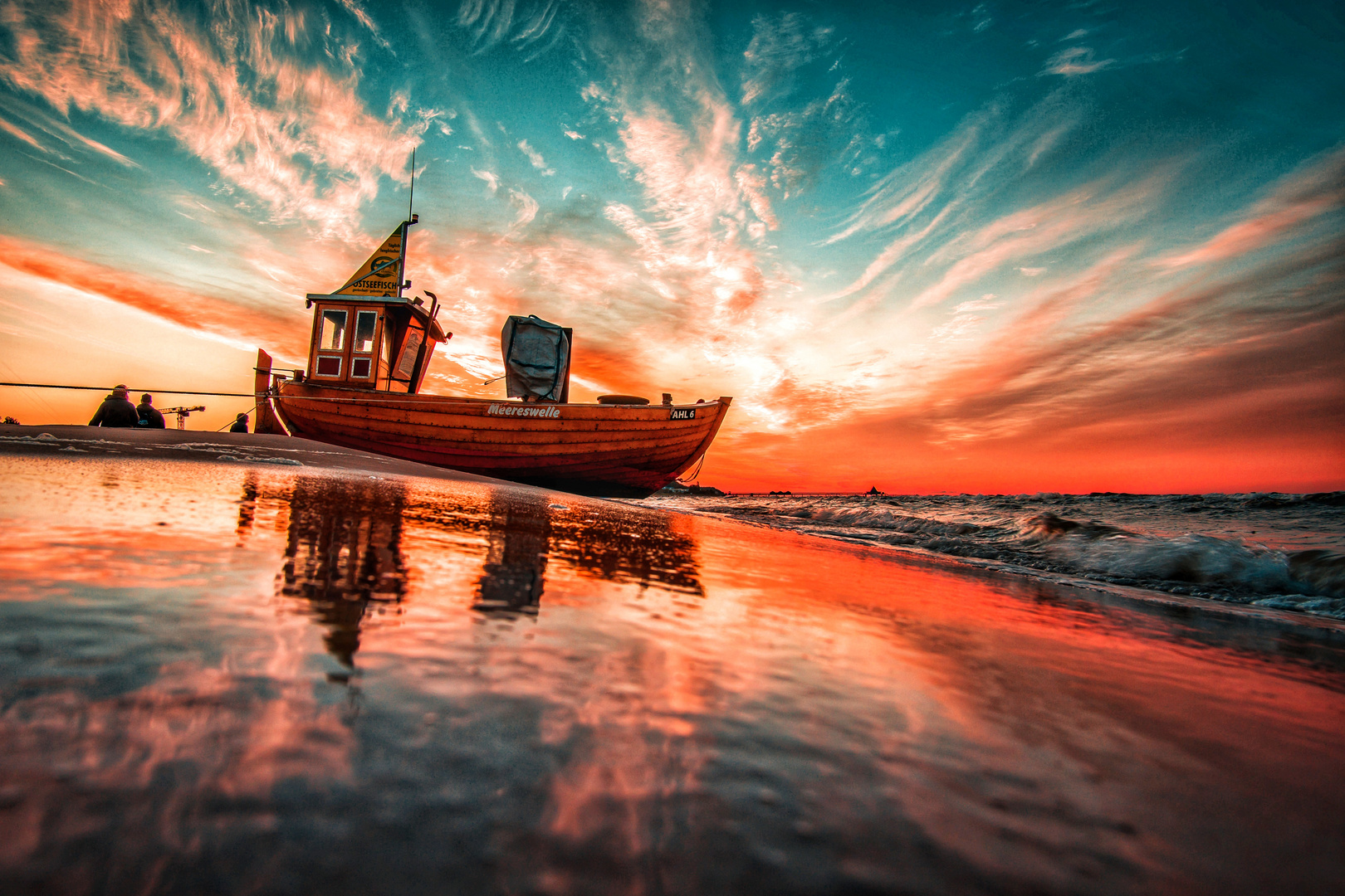 Fischerboot im Sonnenuntergang...