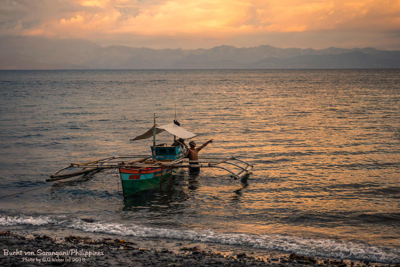 Fischerboot in der Bucht von Sarangani