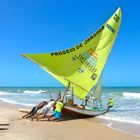 Fischerboot wird zu Wasser gelassen