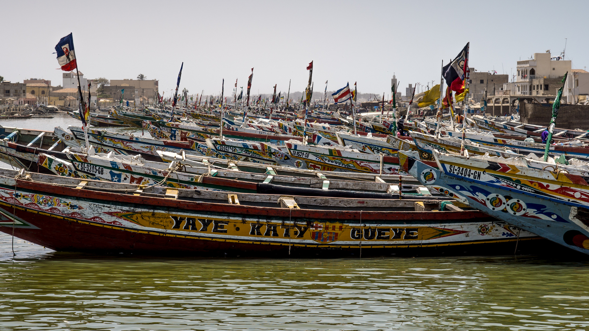 Fischerboote am Senegal
